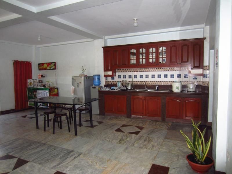 Pe'Re Aristo Guesthouse Mandawe Exterior foto