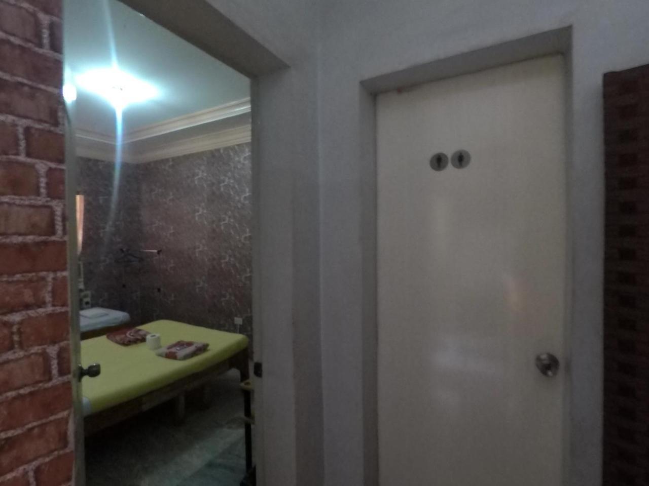 Pe'Re Aristo Guesthouse Mandawe Exterior foto